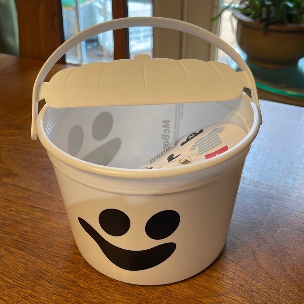 2022 McDonalds M Boo Pail Halloween 2022 Ghost Pail